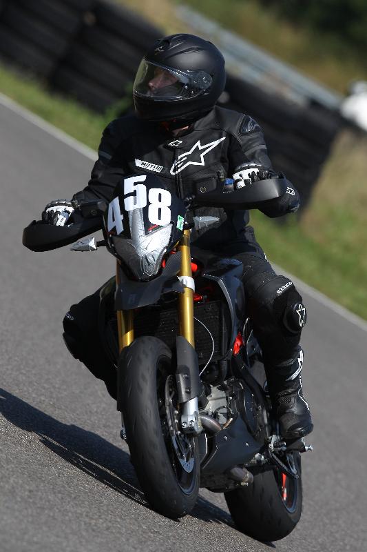 Archiv-2021/36 14.08.2021 Plüss Moto Sport ADR/Gruppe Einsteiger/458